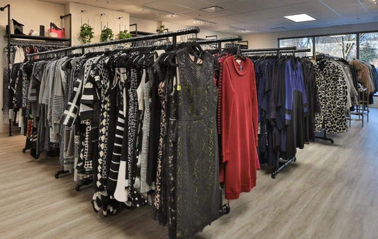 DOUBLE RAIL ADJUSTABLE CLOTHING RACK