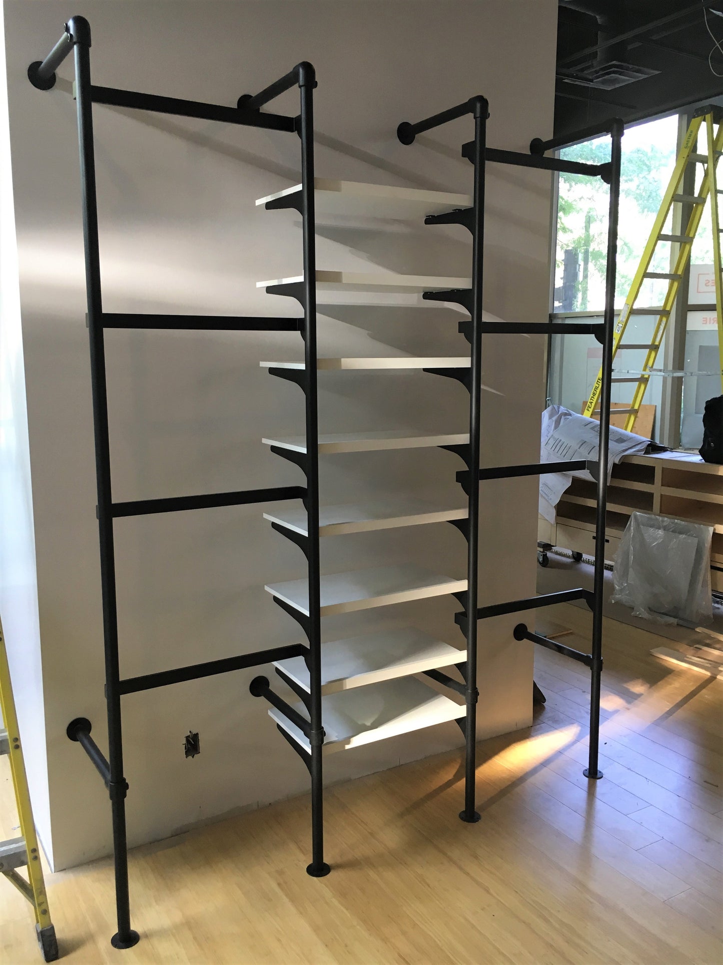 HD8400 - HEAVY DUTY BRACKETS FOR WOODEN SHELF 12"